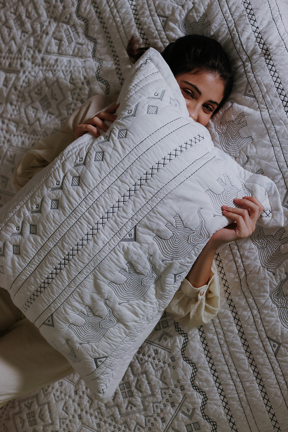 Threaded Elephant - Quilted Bed Spread Set