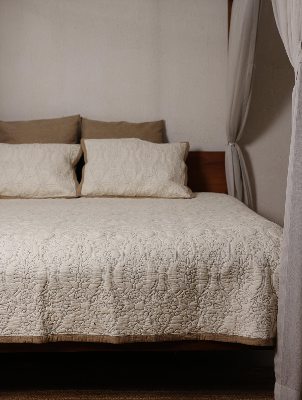 Stitched Layers - Quilted Bed Spread Set