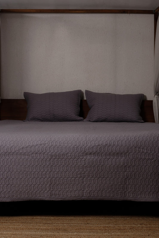 Bradley Stitch - Quilted Bed Spread Set