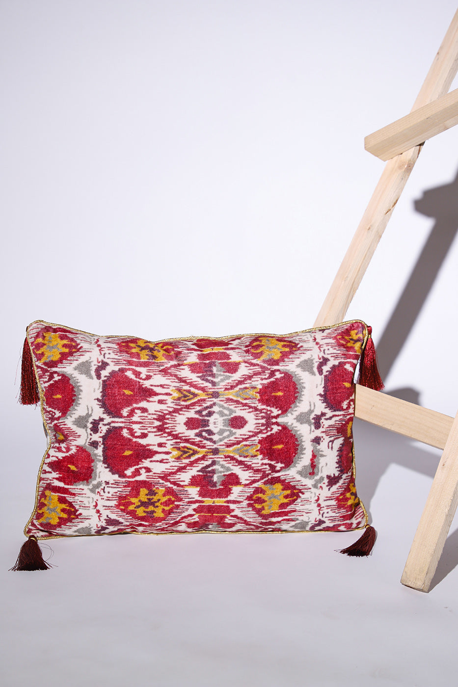 Addai - Cotton Velvet Cushion Cover