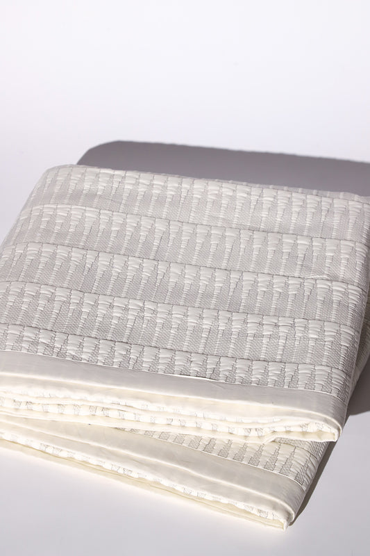 Camelia - Quilted Bed Spread Set