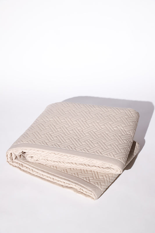 Ebony - Quilted Bed Spread Set