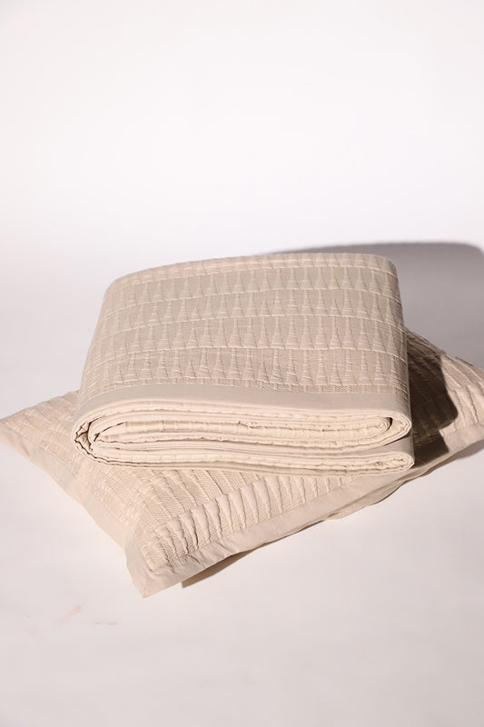 Elisa - Quilted Bed Spread Set