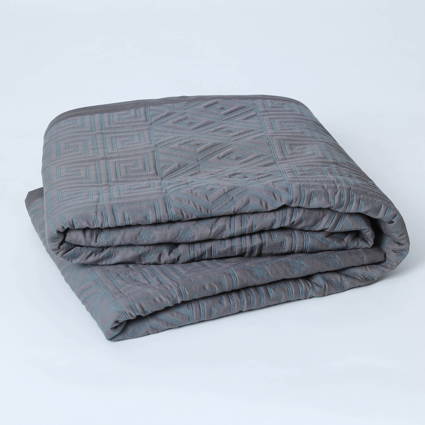 Exotica - Quilted Bed Spread Set