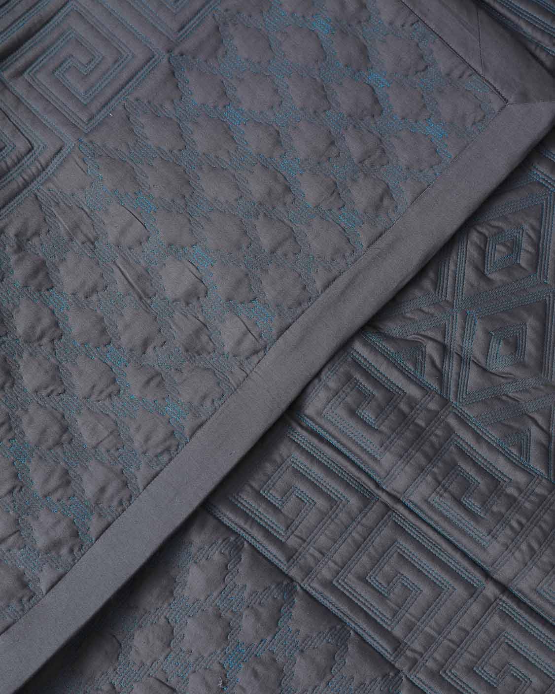 Exotica - Quilted Bed Spread Set