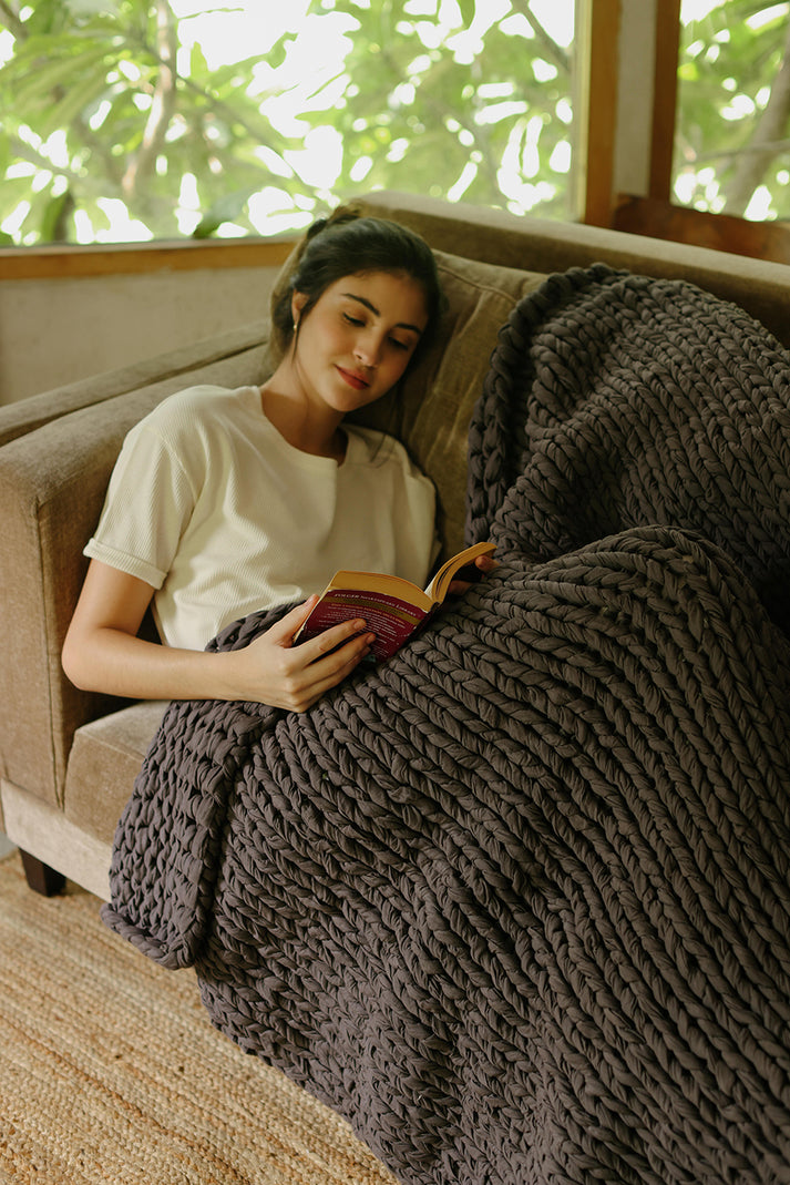 Buy Hand Knitted Weighted Blankets Online Tucked In
